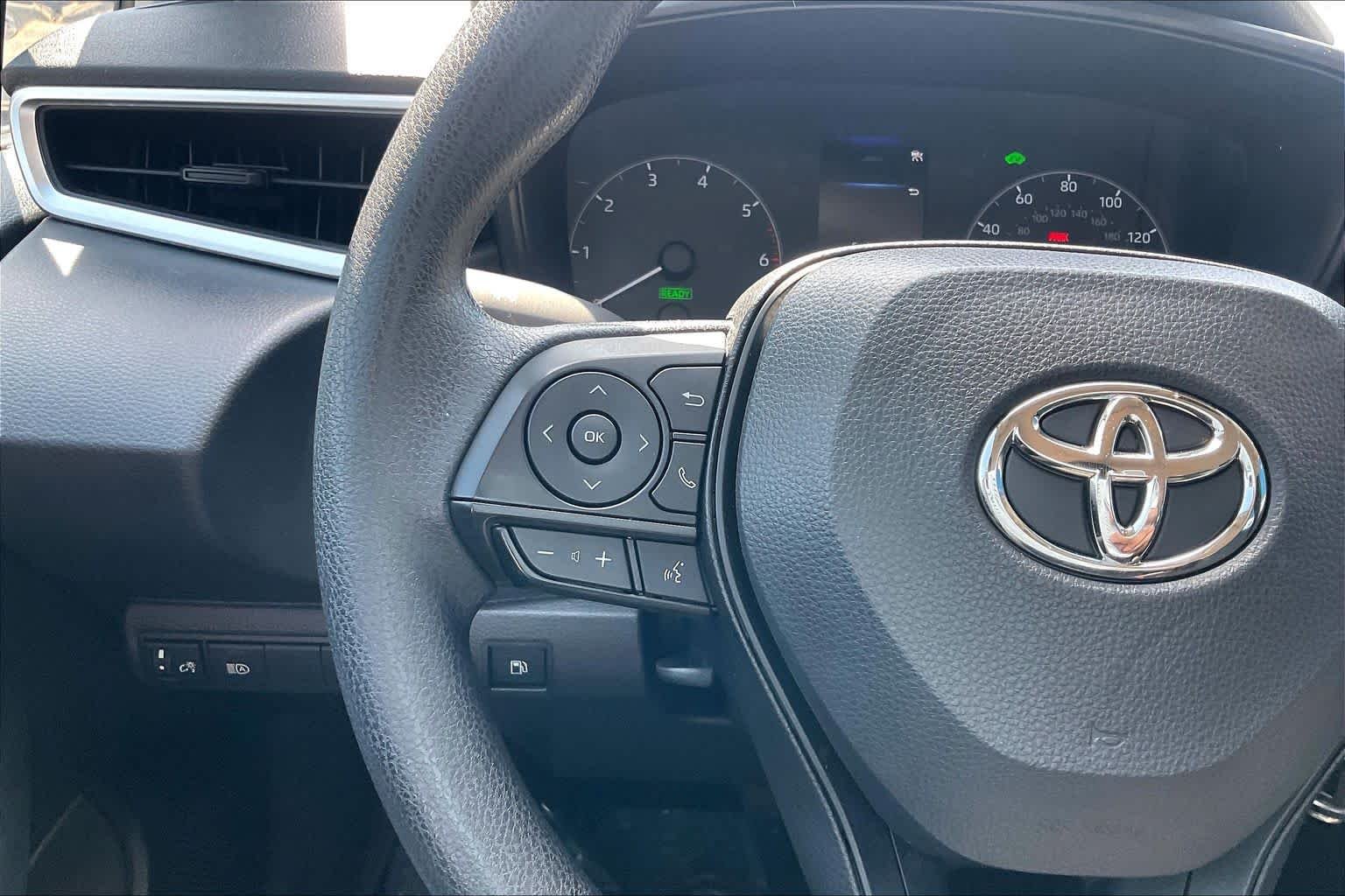 Used 2025 Celestite Toyota Hybrid LE image 45