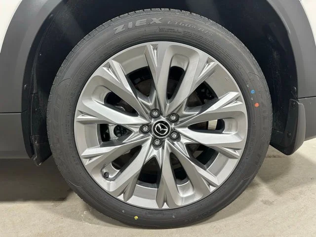 2026 Mazda CX-90 Preferred Package - Photo 24