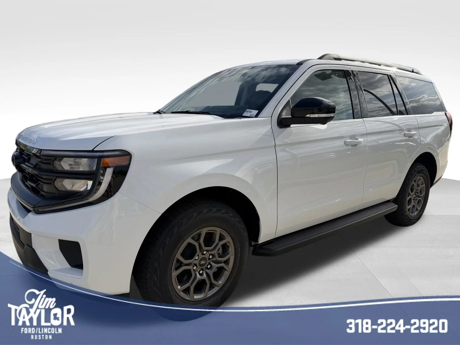 2026 Ford Expedition Active's photo