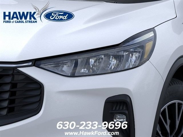 New 2025 Star White Metallic Tri-coat Ford Plug-in Hybrid image 18