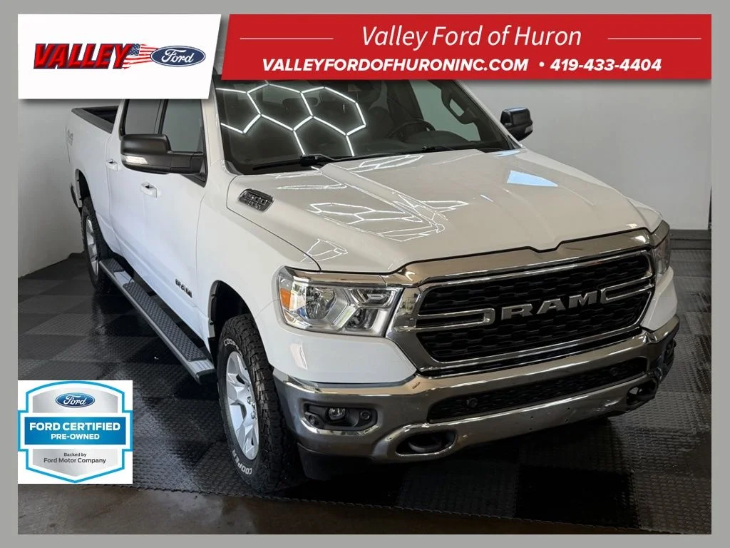 2022 RAM 1500 Big Horn/Lone Star 4x4 Crew Cab 6'4's photo
