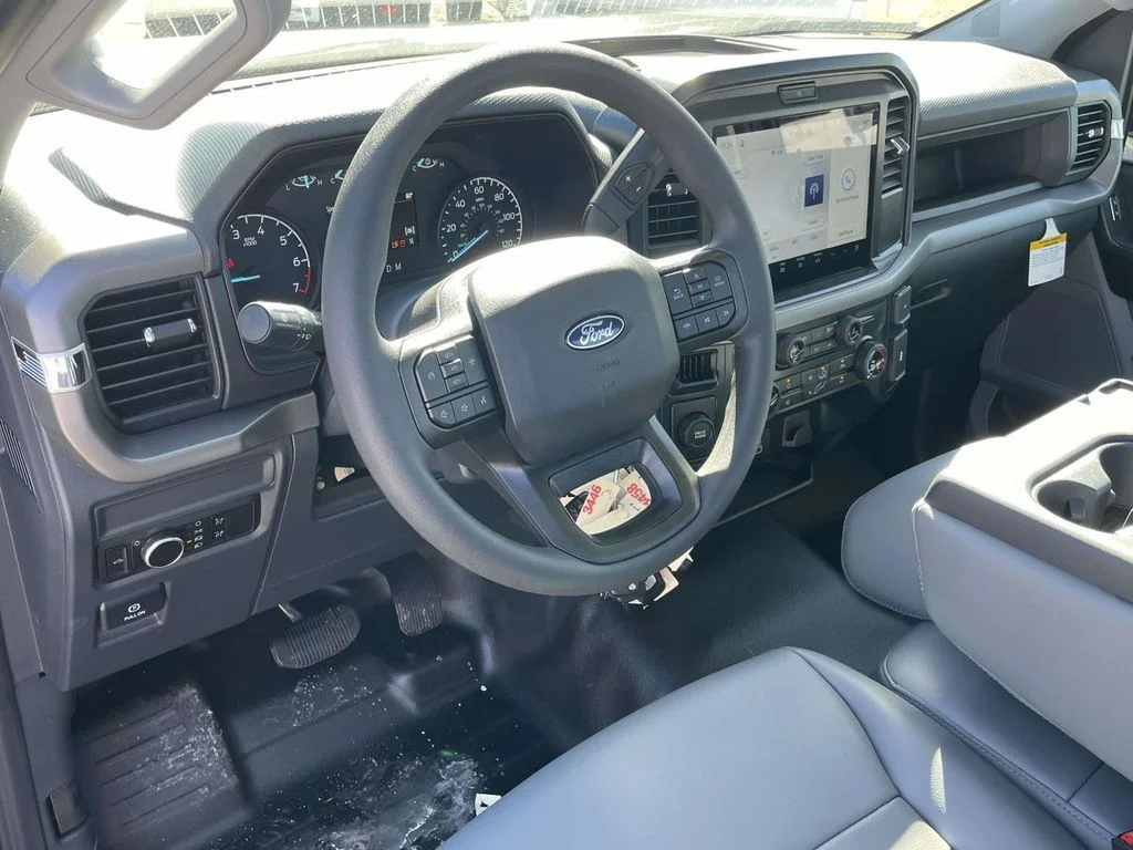New 2026 Oxford White Ford XL image 11