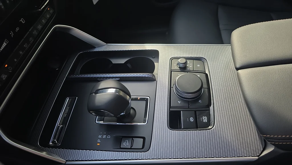 New 2026 Black Mazda 3.3 Turbo Premium image 20