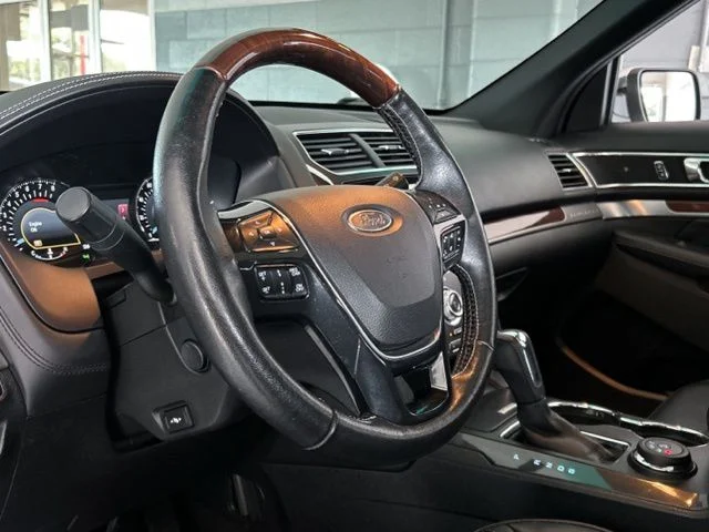 2016 Ford Explorer Platinum - Photo 39