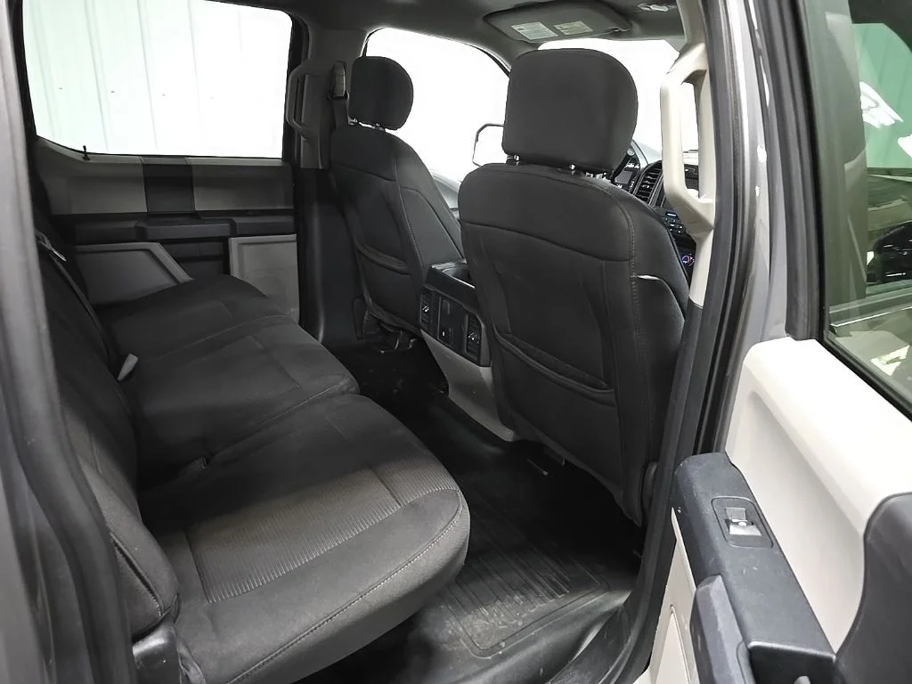 Used 2018 Gray Ford XL image 22