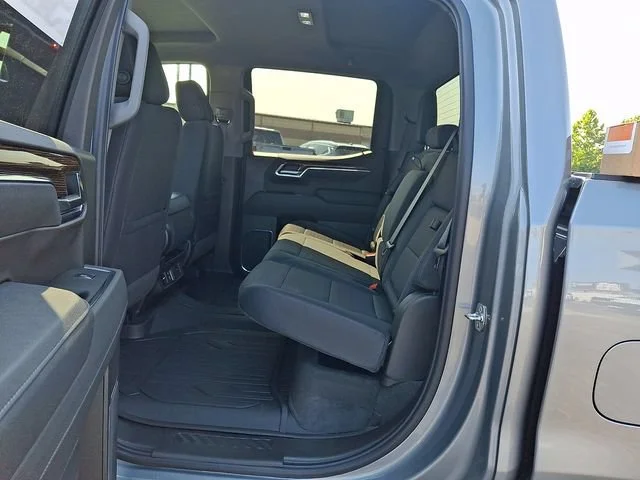 New 2026 Sterling Metallic GMC Elevation image 10