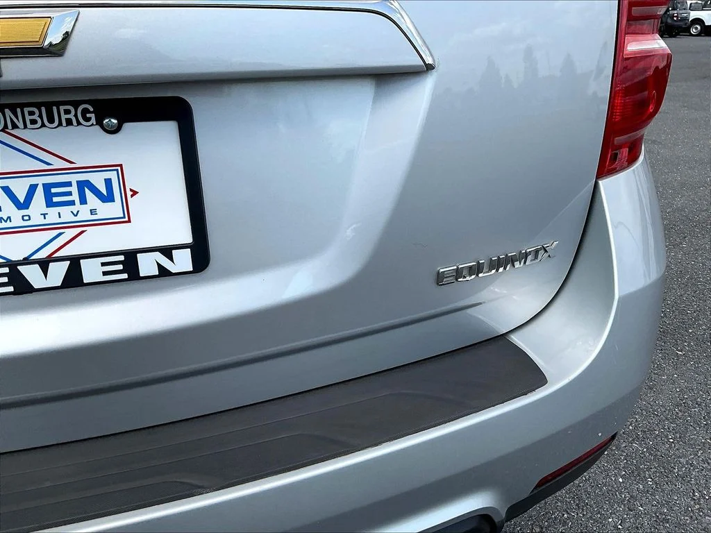 Used 2016 Silver Ice Metallic Chevrolet LS image 27