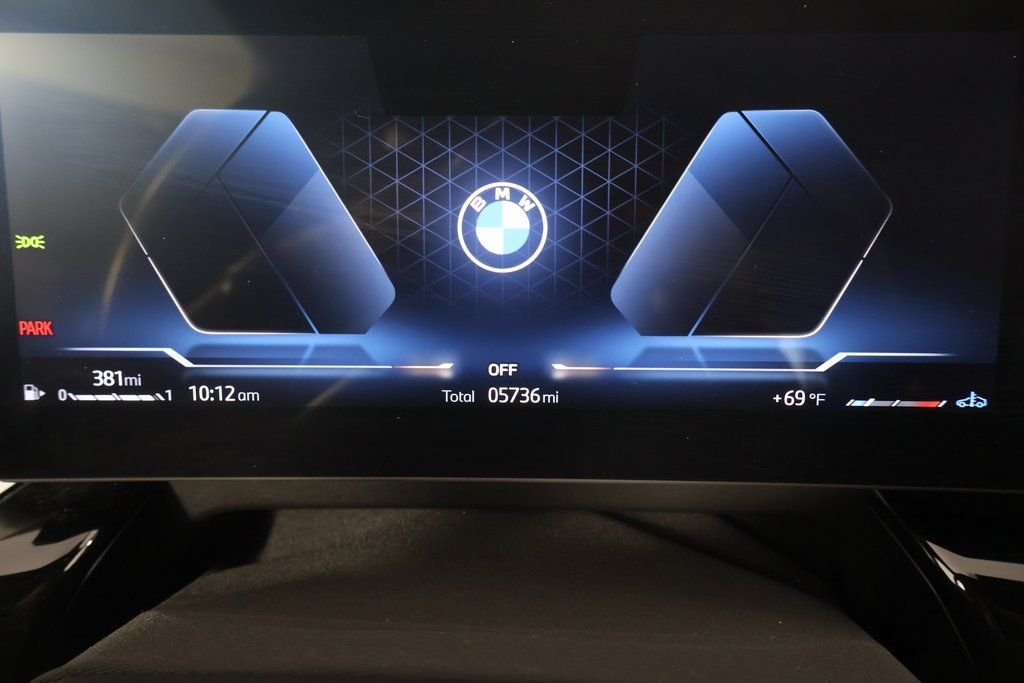 Used 2025 Black BMW xDrive28i image 17