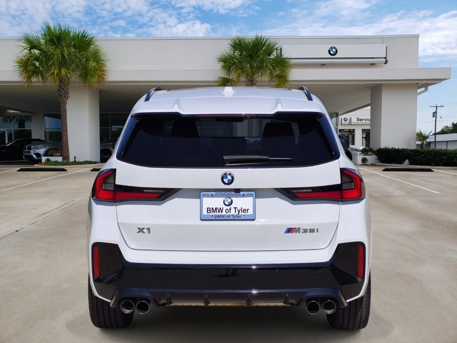 Certified Used 2026 Alpine White BMW M35i image 5