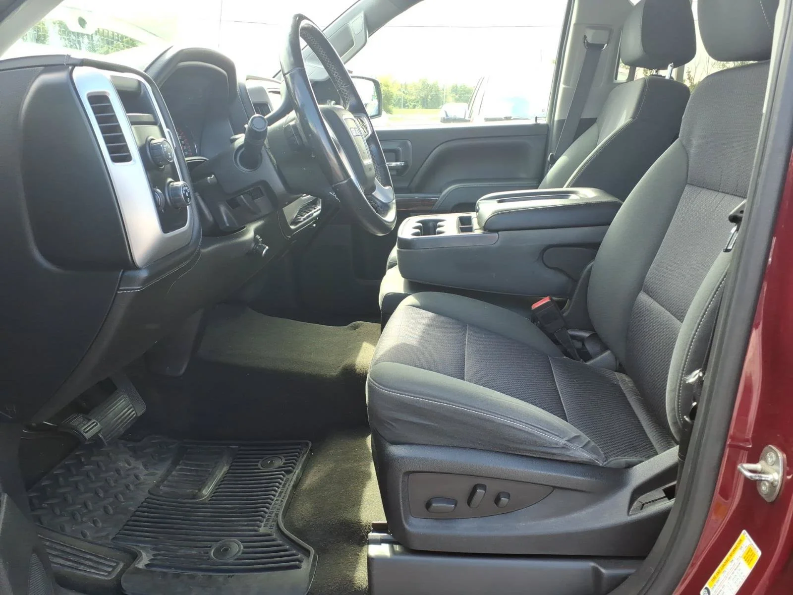 Used 2015 Sonoma Red Metallic GMC SLE image 19