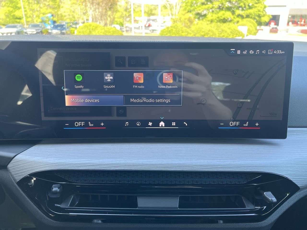 2025 BMW i4 40 - Photo 23