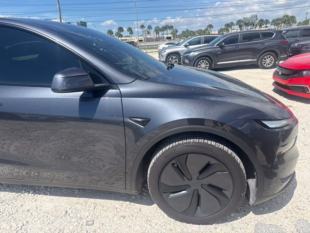 Used 2026  Tesla  image 4