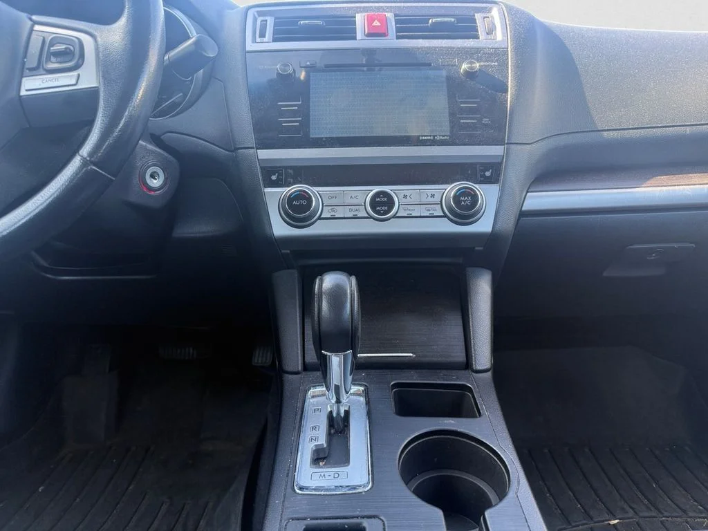 Used 2015 Gray Subaru 2.5i image 9