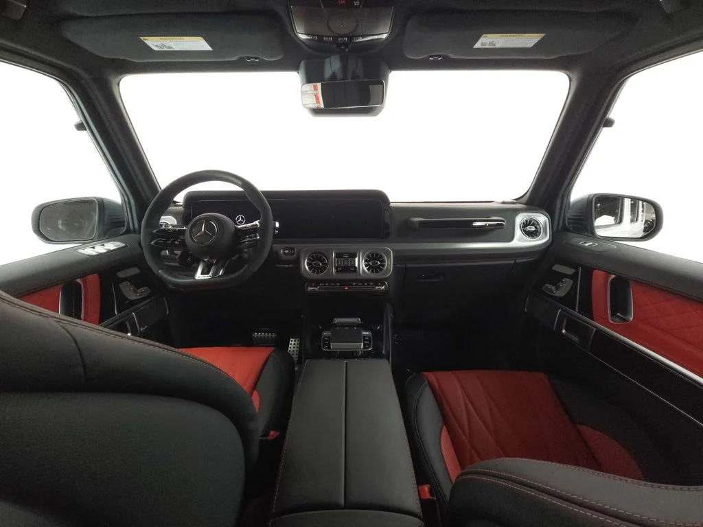 Certified Used 2025 MANUFAKTUR Moonlight White Magno Mercedes-Benz G 63 AMG® image 28