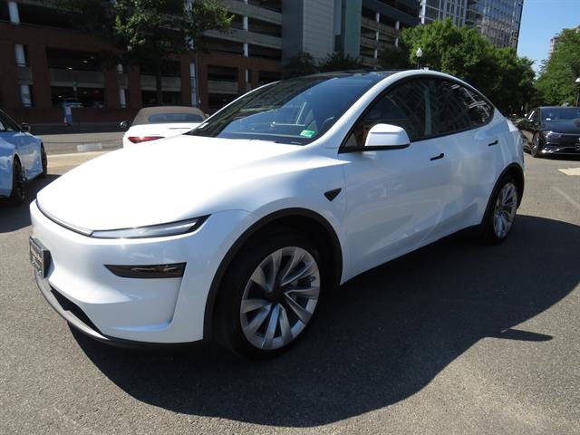 2026 Tesla Model Y Long Range Rear Wheel Drive's photo