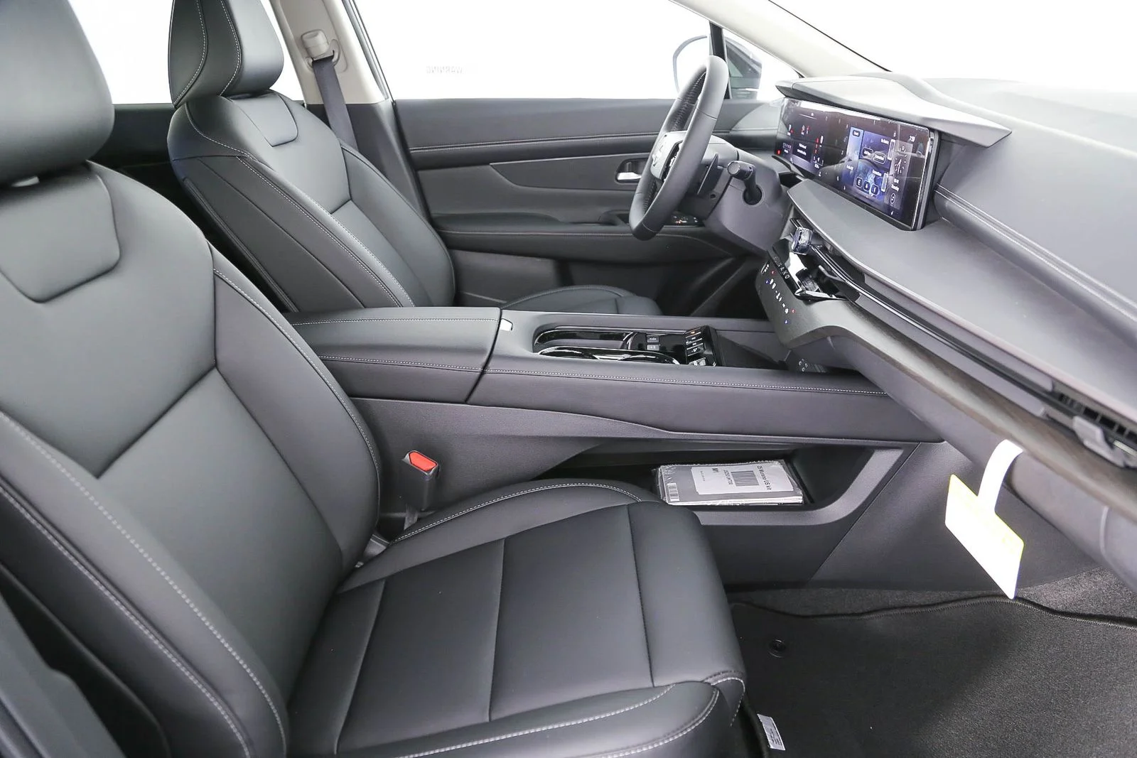 2025 Nissan Murano SV - Photo 18