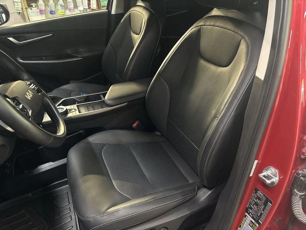 2022 Kia EV6 Wind - Photo 13