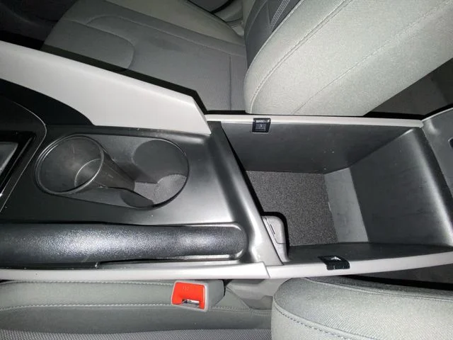 Used 2025 Blue Hyundai SE image 20