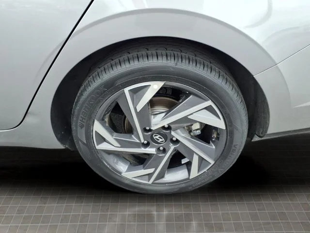 Used 2025 Silver Hyundai Limited image 13