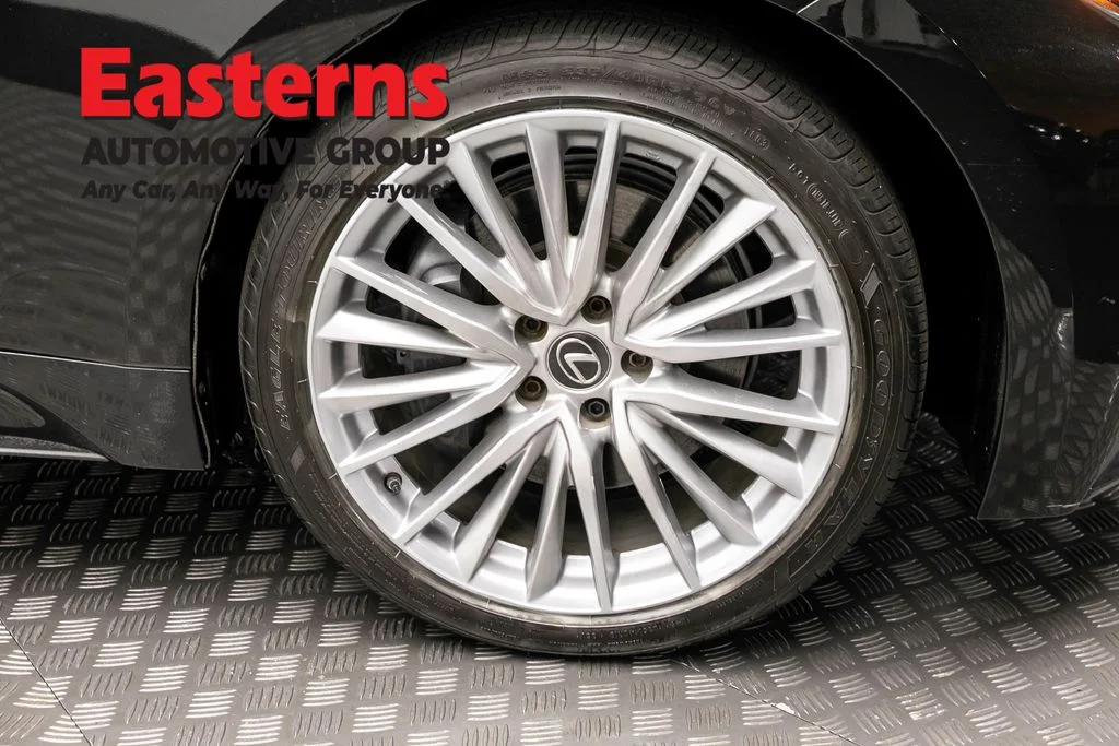 Used 2022 Black Lexus 300 image 32