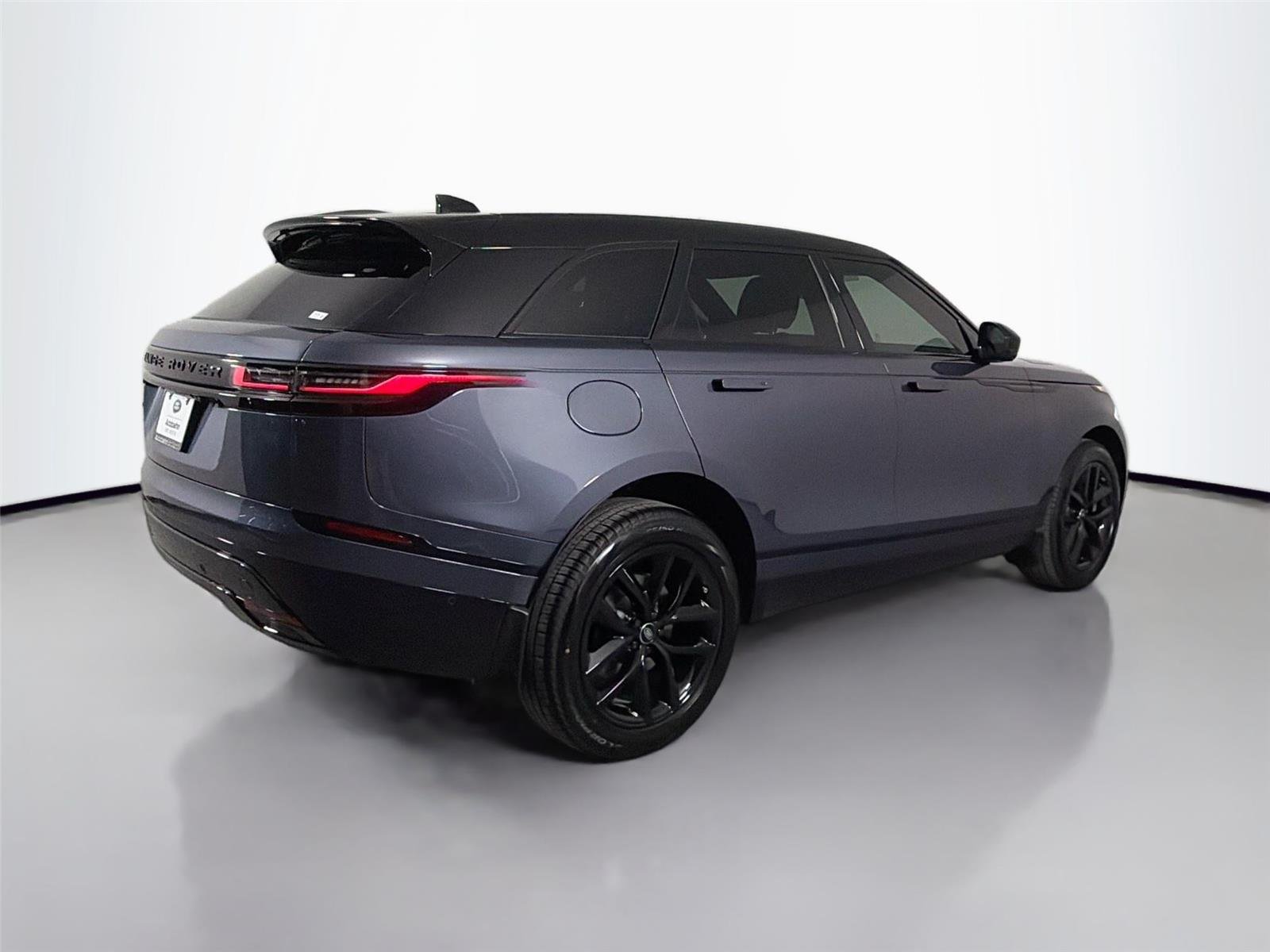 New 2026 Varesine Blue LAND ROVER Belgravia Edition P250 image 5
