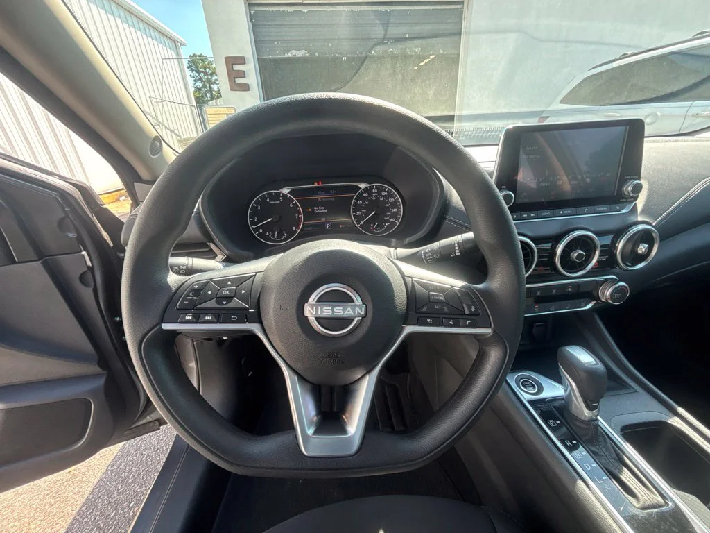 Used 2025 Gray Nissan SV image 13