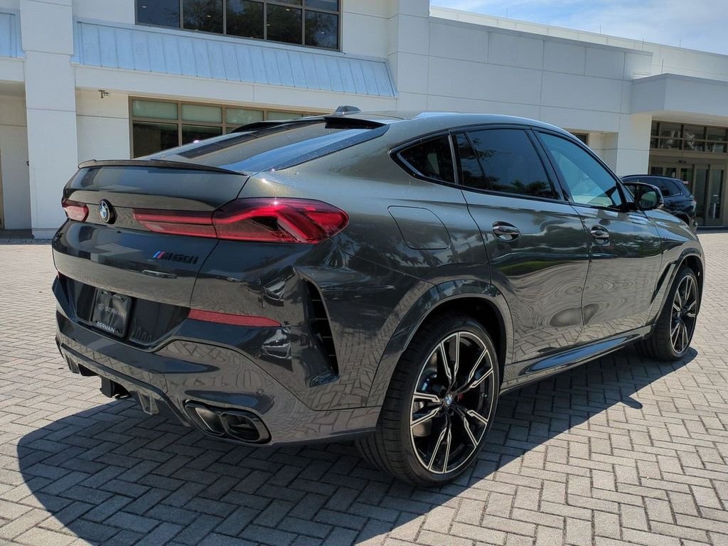 New 2027 Dravit Grey Metallic BMW M60i image 4