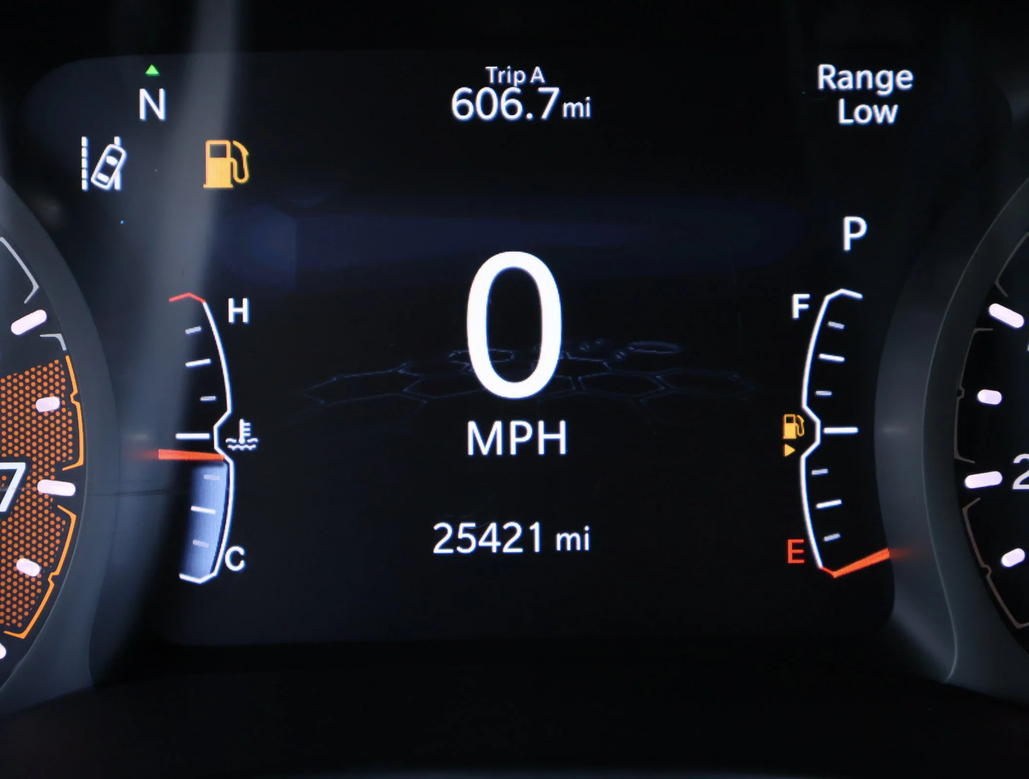 Used 2023 Billet Silver M Jeep Latitude Lux image 4