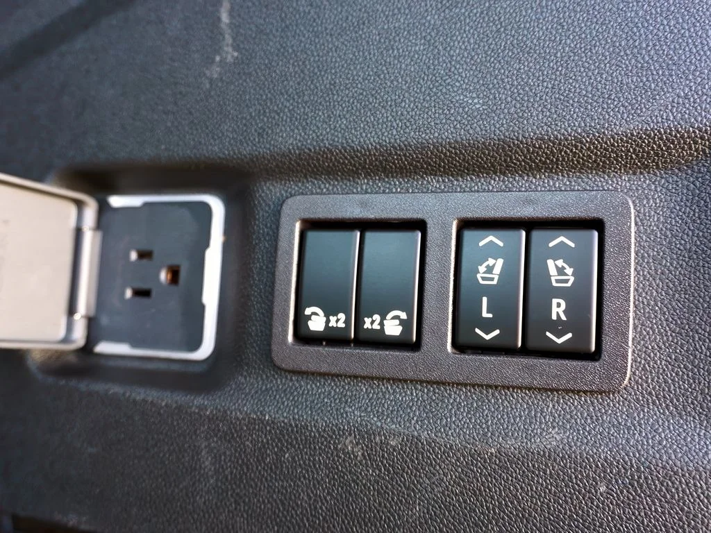 2024 Chevrolet Suburban High Country - Photo 39