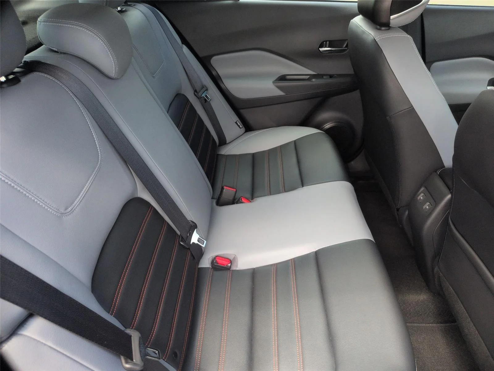 Used 2024 Gun Metallic Nissan SR image 35