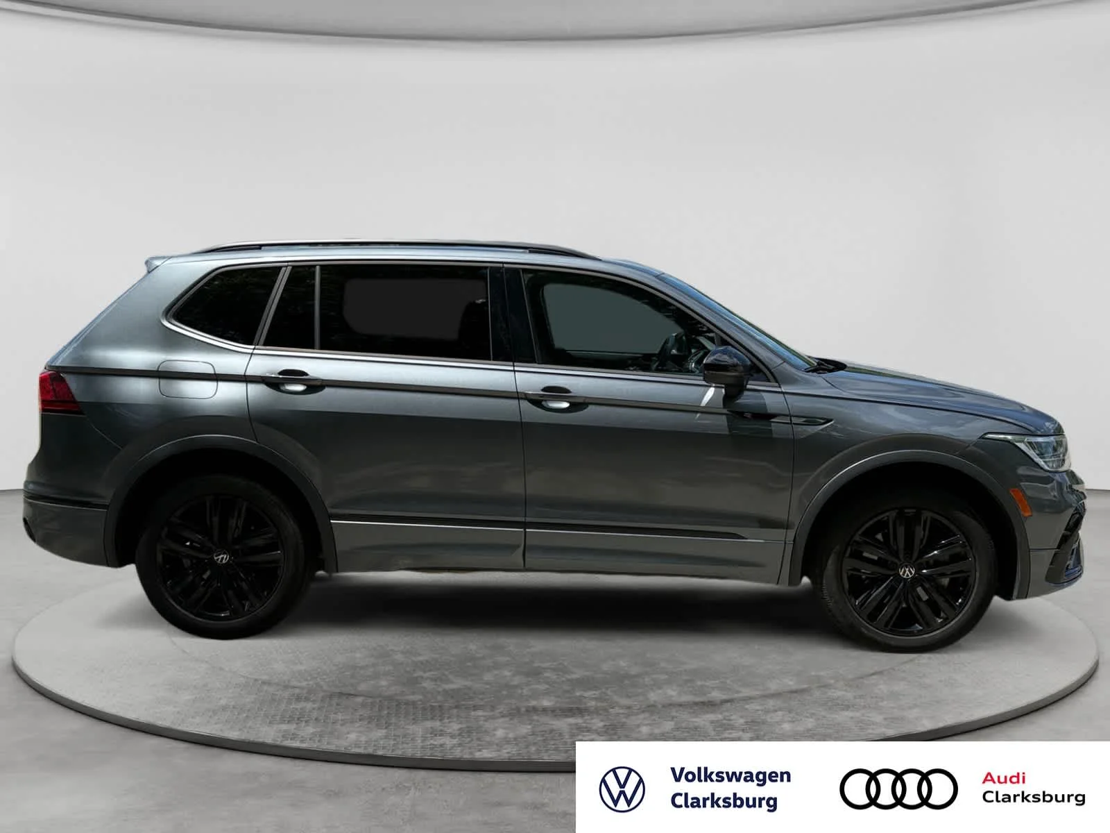 Used 2022 Platinum Gray Metallic Volkswagen SE R-Line Black image 4