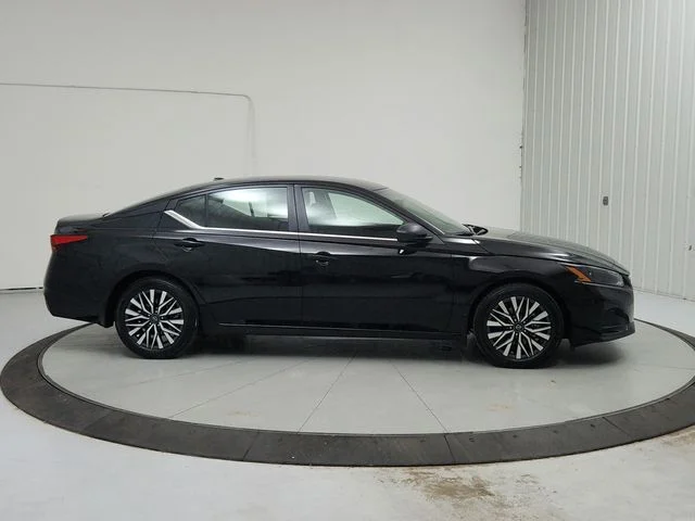 New 2026 Black Nissan 2.5 SV image 8