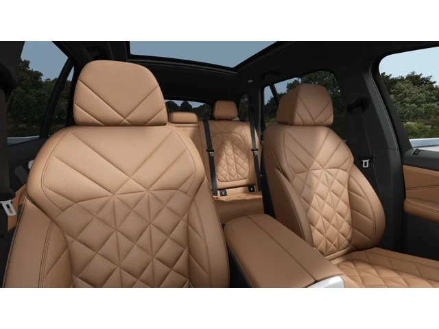 New 2026 Manhattan Green Metallic BMW xDrive50e image 11