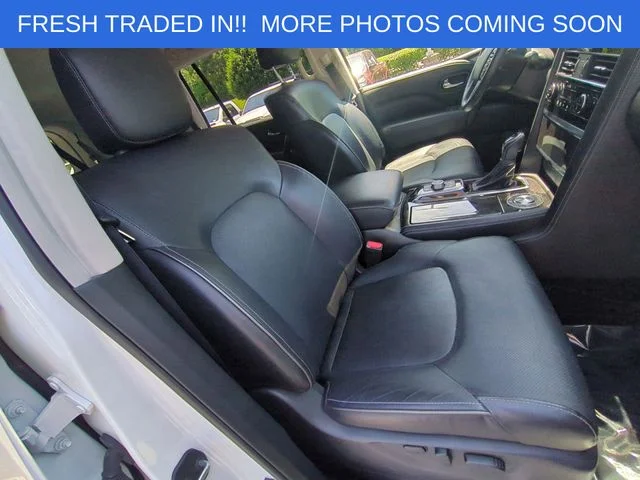 Used 2023 White INFINITI LUXE image 37