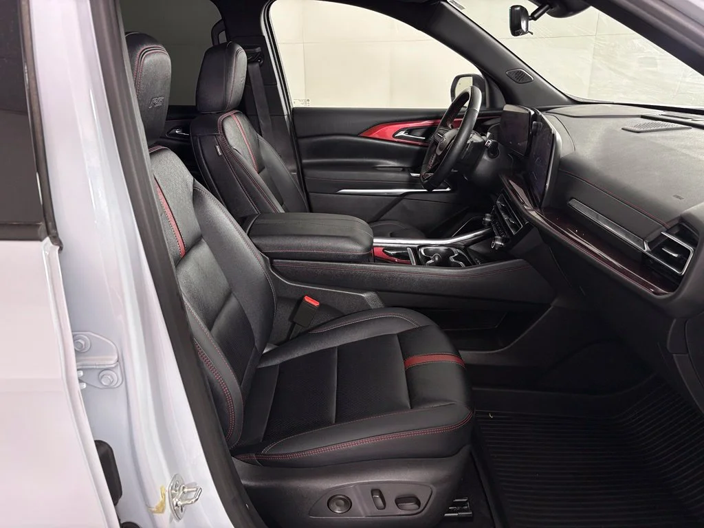 Certified Used 2026 Polar White Tricoat Chevrolet RS image 49