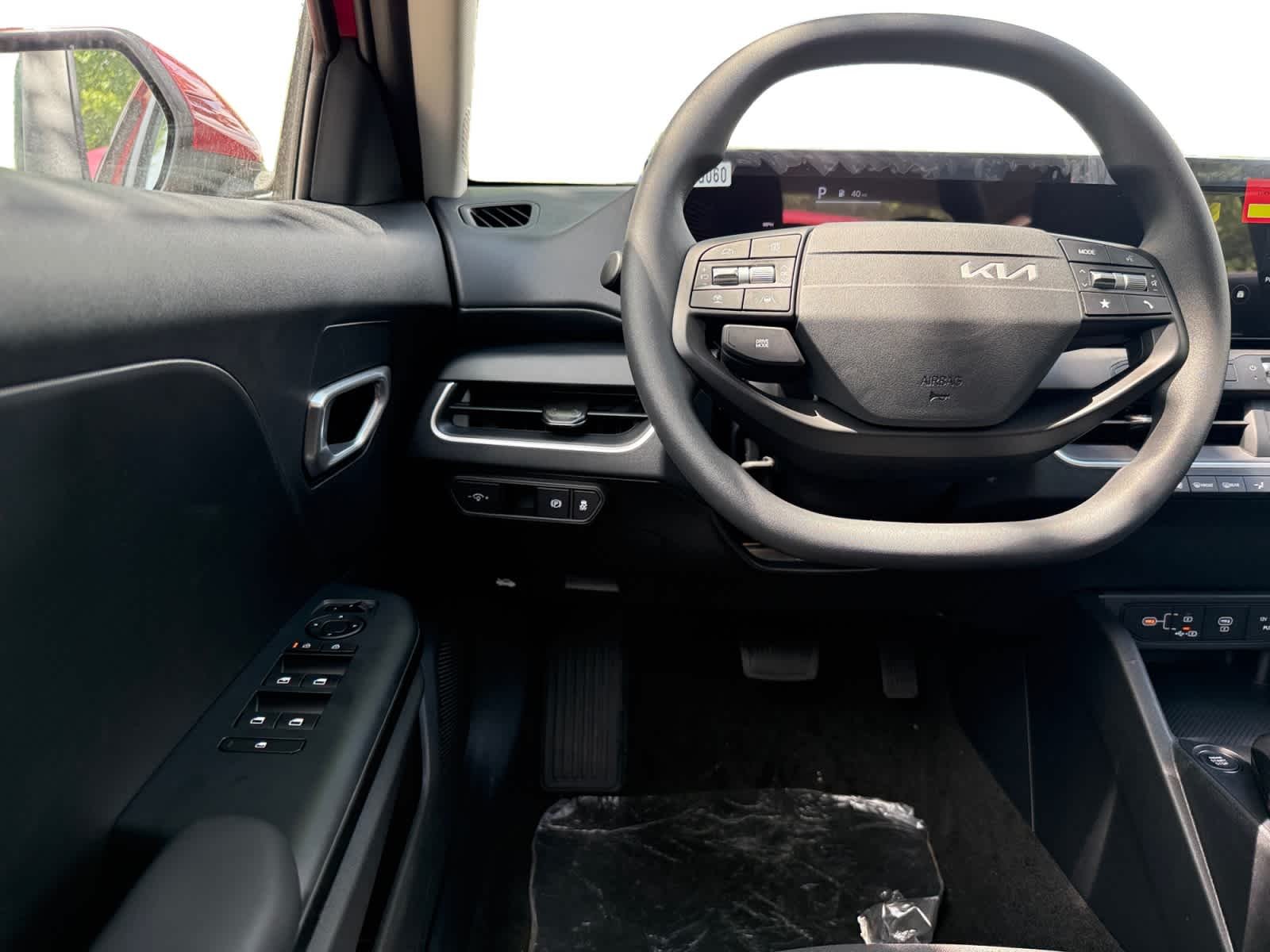 New 2026 CURRENT RED Kia LXS image 21