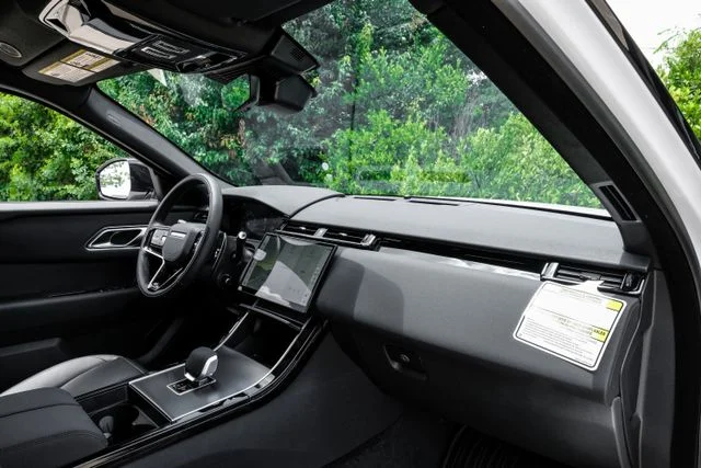 New 2026 White Land Rover S image 19