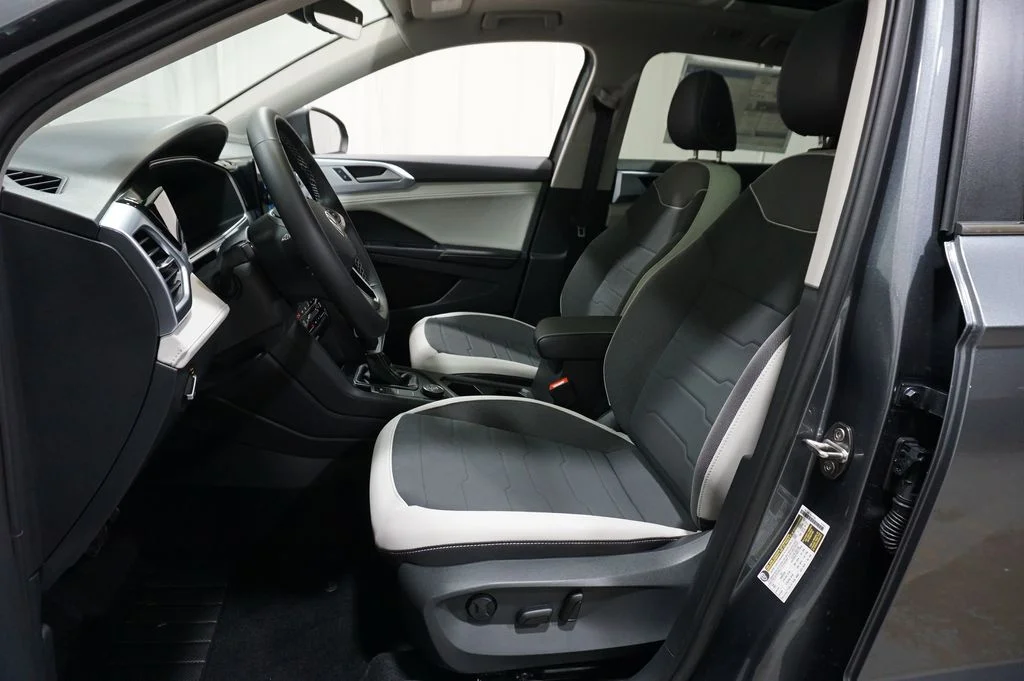 New 2026 Gray Volkswagen 1.5T SE image 13