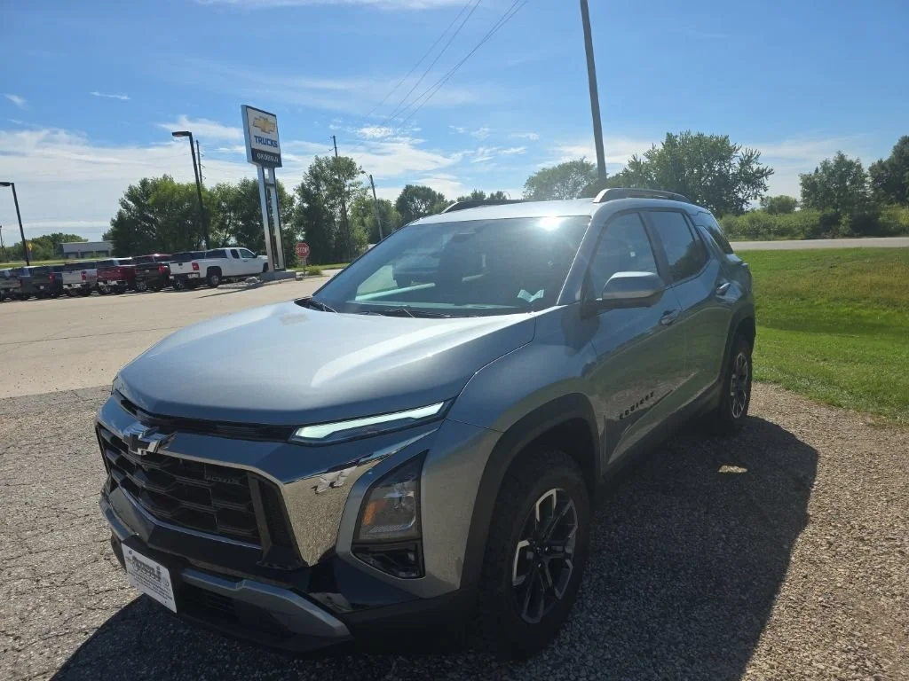 2027 Chevrolet Equinox ACTIV - Photo 4