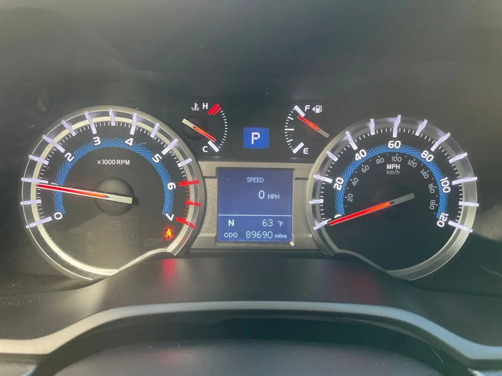 Used 2017 Blue Toyota SR5 image 13