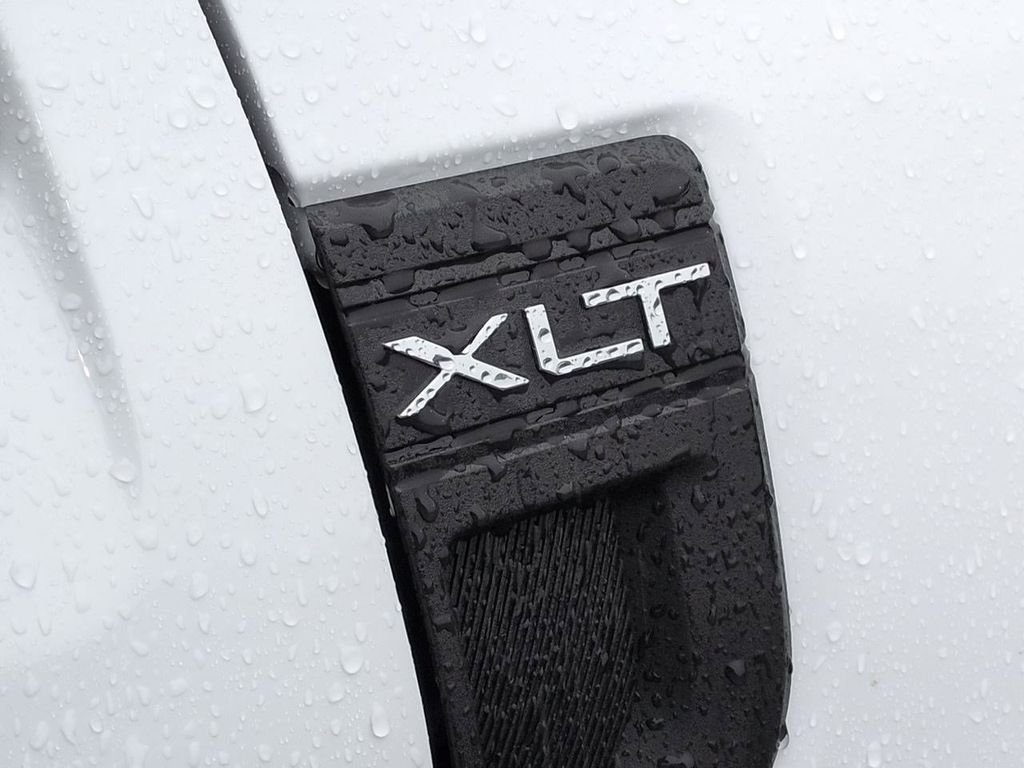 New 2026 Oxford White Ford XLT image 58