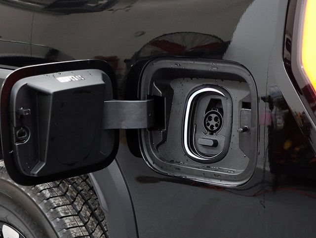 2026 GMC Sierra EV Elevation - Photo 12