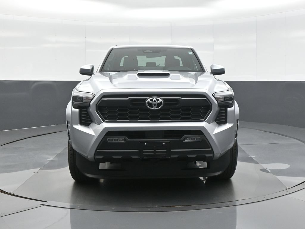 Used 2025 Toyota Tacoma TRD Sport with VIN 3TMLB5JNXSM103814 for sale in Kansas City