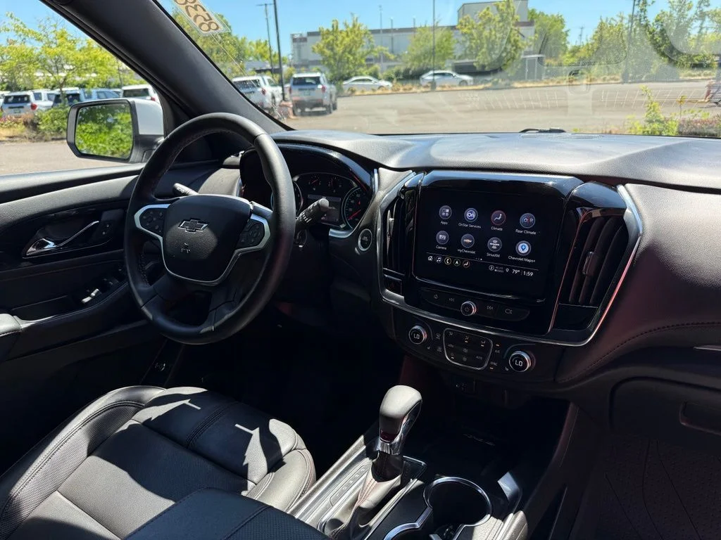 Used 2023 White Chevrolet RS image 21
