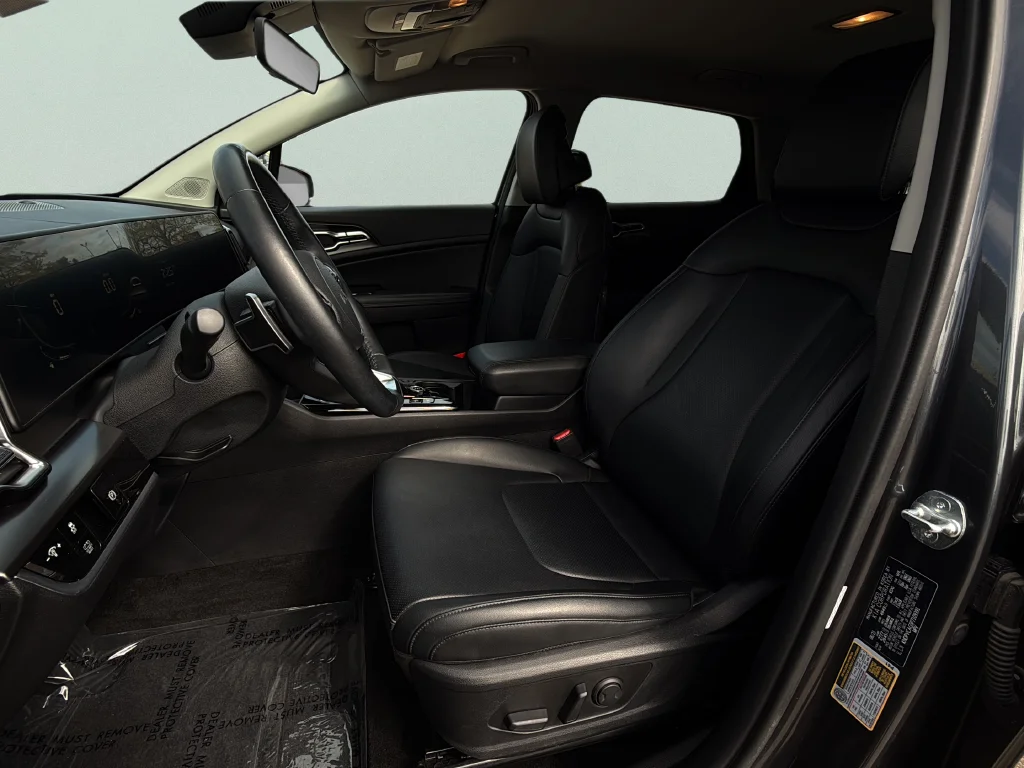Used 2023 Gravity Gray Kia EX image 26