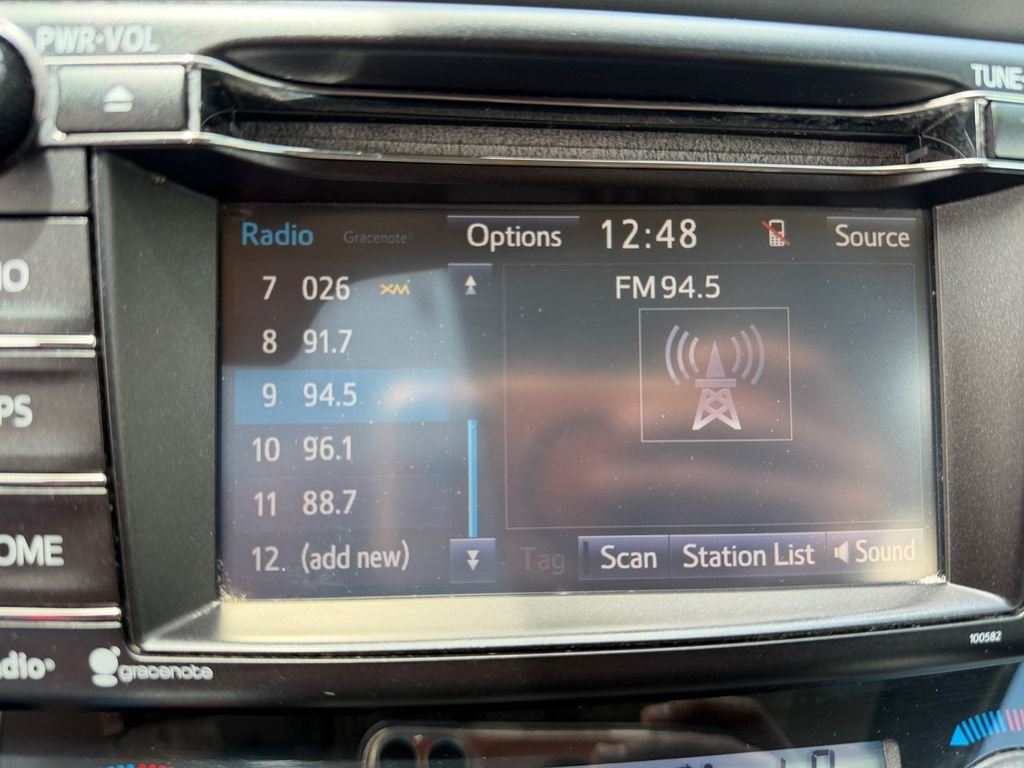 Used 2018 Gray Toyota XLE image 11