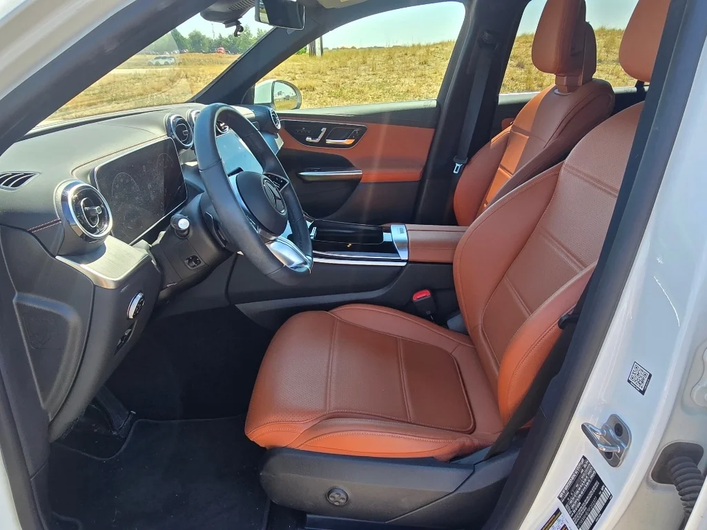 Used 2024 Polar White Mercedes-Benz 300 image 12
