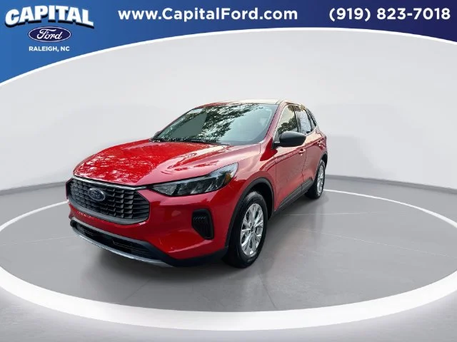 Used 2024 Red Ford Active image 4