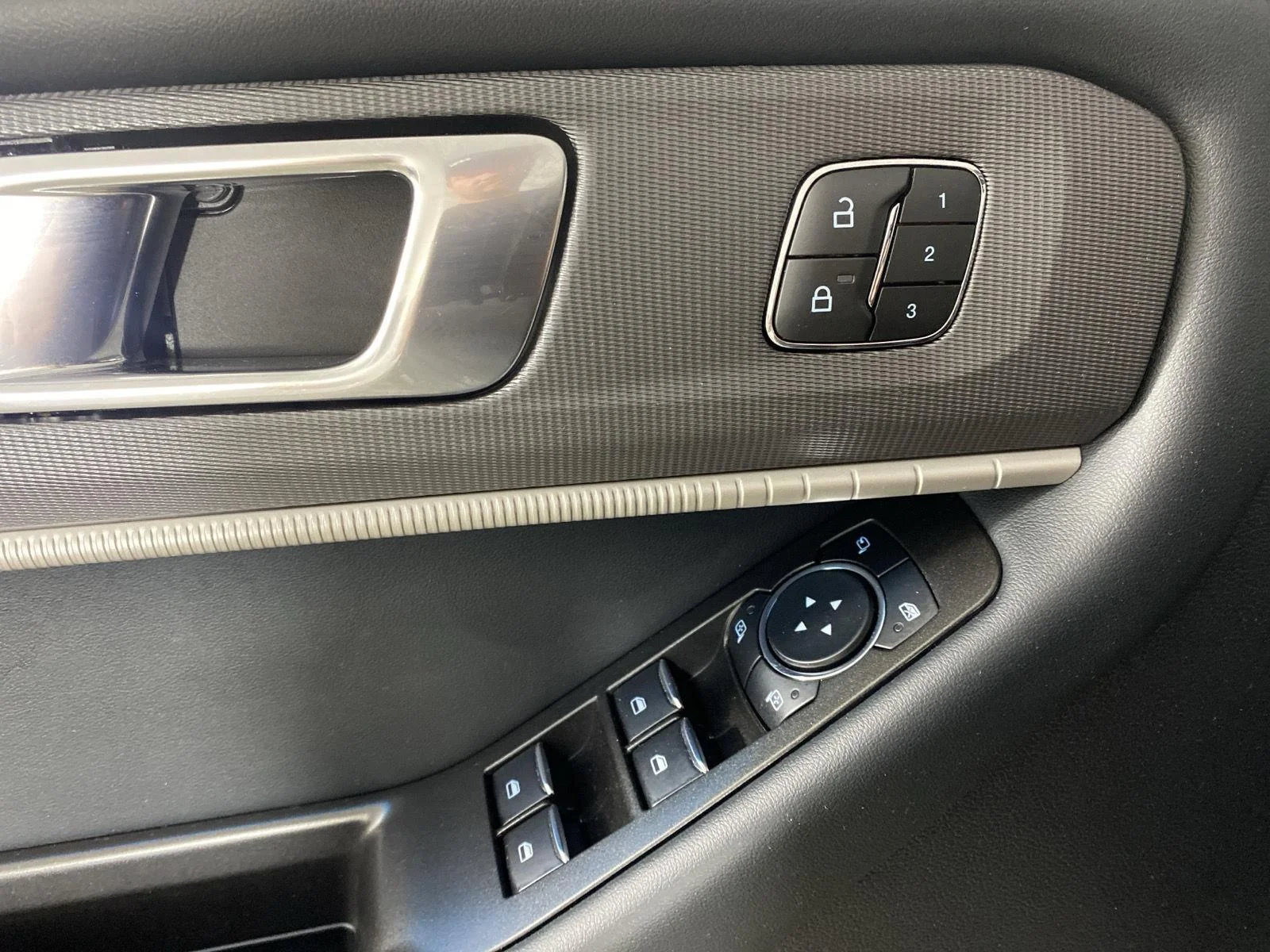 Used 2025 Carbonized Gray Ford ST image 22