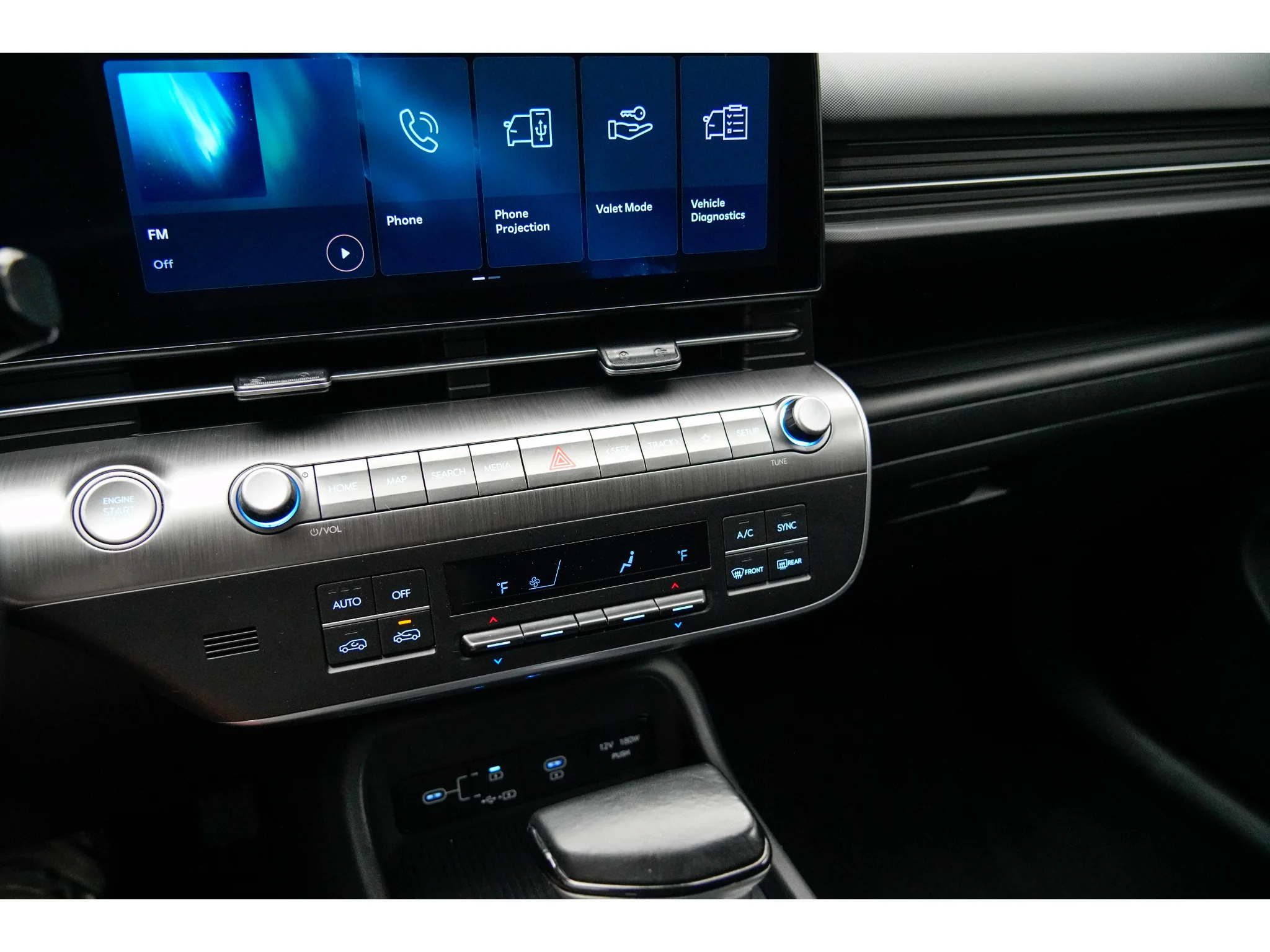 Used 2025 Cyber Gray Metallic Hyundai SEL image 21